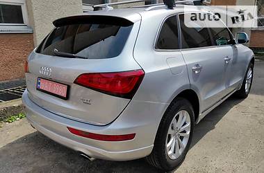 Позашляховик / Кросовер Audi Q5 2015 в 