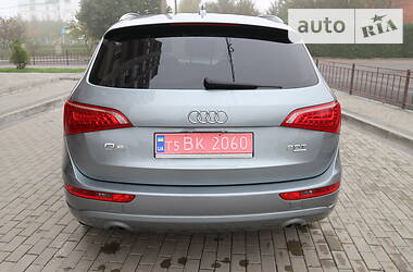 Внедорожник / Кроссовер Audi Q5 2011 в Луцке