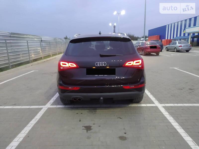Внедорожник / Кроссовер Audi Q5 2010 в Дубно