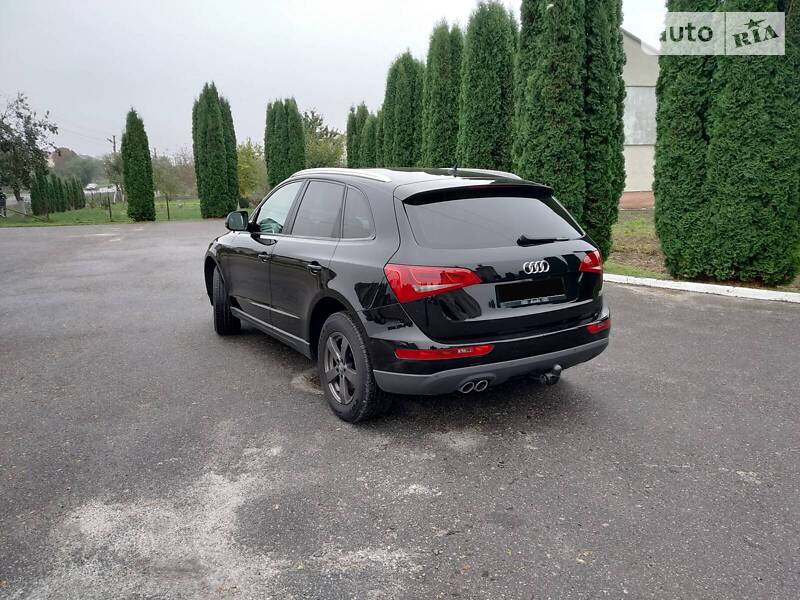 Внедорожник / Кроссовер Audi Q5 2010 в Дубно