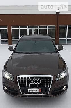 Позашляховик / Кросовер Audi Q5 2011 в Чернігові