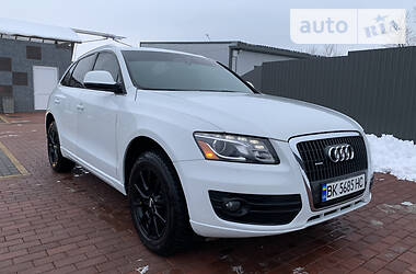 Внедорожник / Кроссовер Audi Q5 2012 в Сарнах