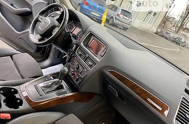 Позашляховик / Кросовер Audi Q5 2010 в 