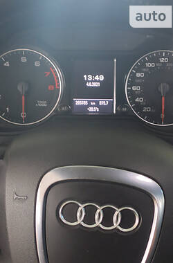 Позашляховик / Кросовер Audi Q5 2011 в Рівному