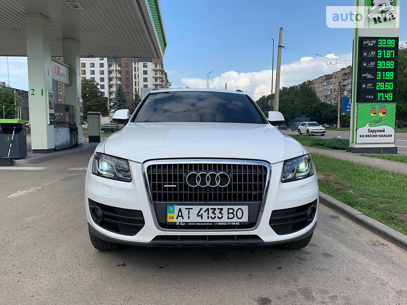 Внедорожник / Кроссовер Audi Q5 2010 в Ивано-Франковске