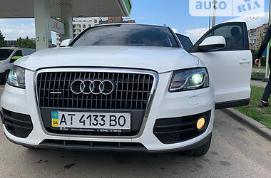 Внедорожник / Кроссовер Audi Q5 2010 в Ивано-Франковске