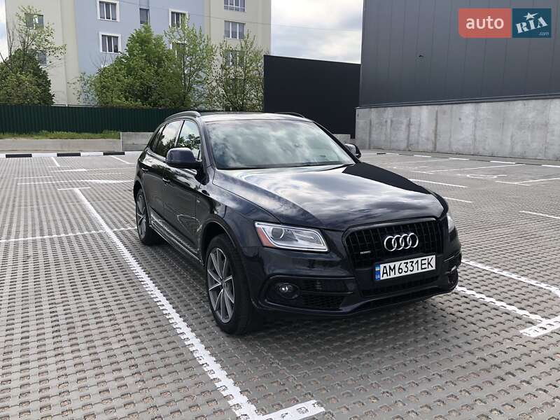 Внедорожник / Кроссовер Audi Q5 2015 в 