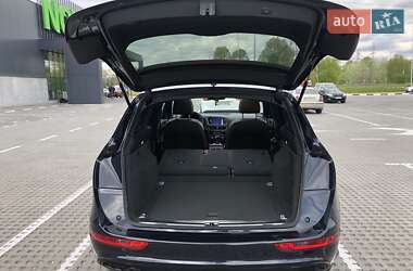 Внедорожник / Кроссовер Audi Q5 2015 в 