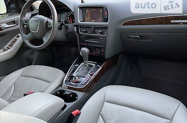 Внедорожник / Кроссовер Audi Q5 2010 в Киеве