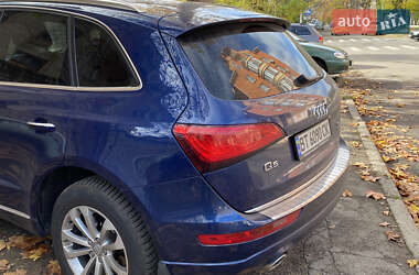Внедорожник / Кроссовер Audi Q5 2016 в 