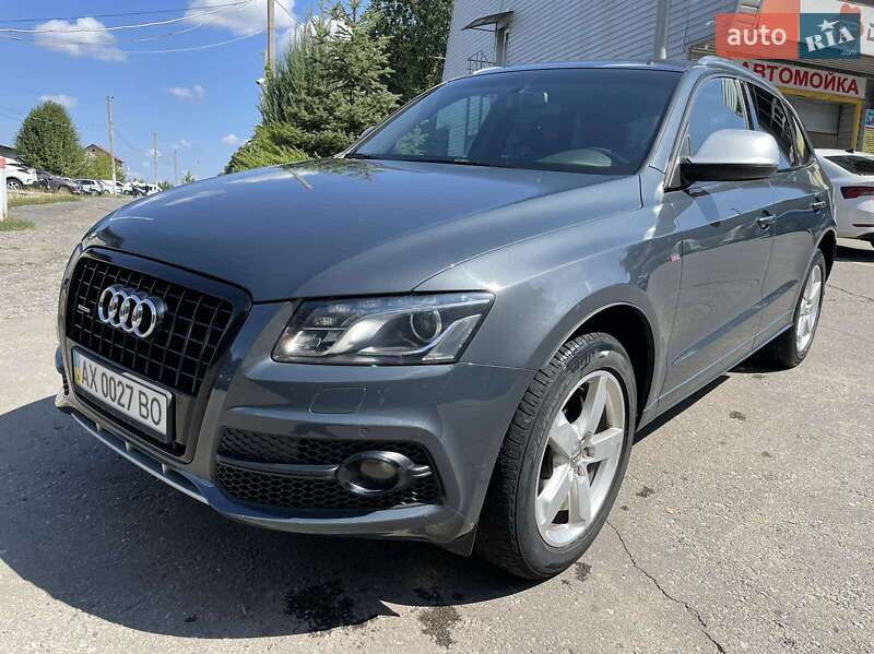 Внедорожник / Кроссовер Audi Q5 2010 в Харькове