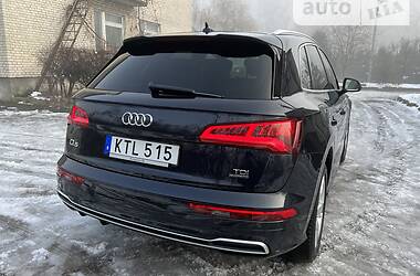 Внедорожник / Кроссовер Audi Q5 2017 в Золочеве