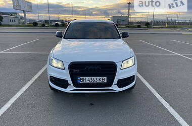 Позашляховик / Кросовер Audi Q5 2013 в 
