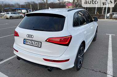 Позашляховик / Кросовер Audi Q5 2013 в 