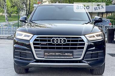 Позашляховик / Кросовер Audi Q5 2018 в 