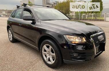 Позашляховик / Кросовер Audi Q5 2009 в Чернівцях