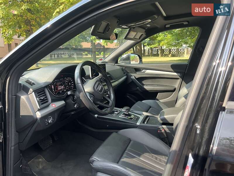 Внедорожник / Кроссовер Audi Q5 2019 в Ивано-Франковске