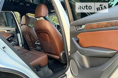 Внедорожник / Кроссовер Audi Q5 2016 в 