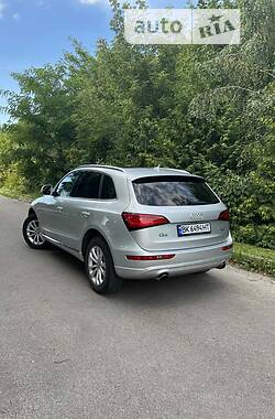 Внедорожник / Кроссовер Audi Q5 2013 в Ровно