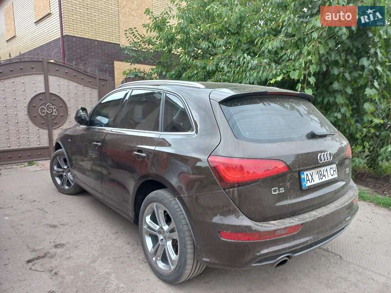 Внедорожник / Кроссовер Audi Q5 2012 в Лозовой