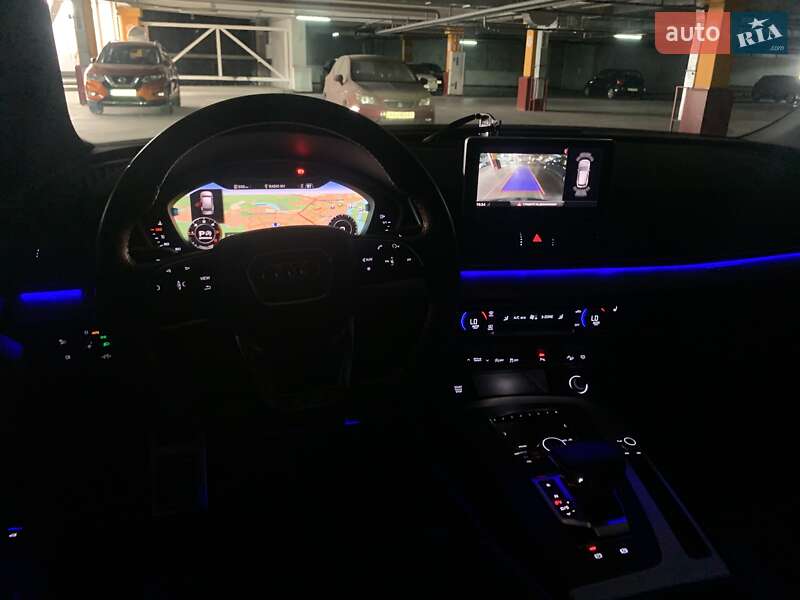 Позашляховик / Кросовер Audi Q5 2019 в Києві