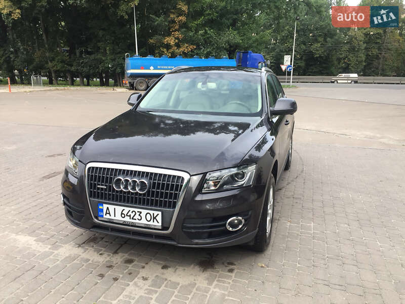 Внедорожник / Кроссовер Audi Q5 2011 в Киеве