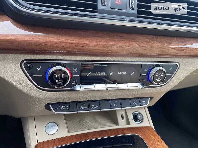 Позашляховик / Кросовер Audi Q5 2021 в Львові