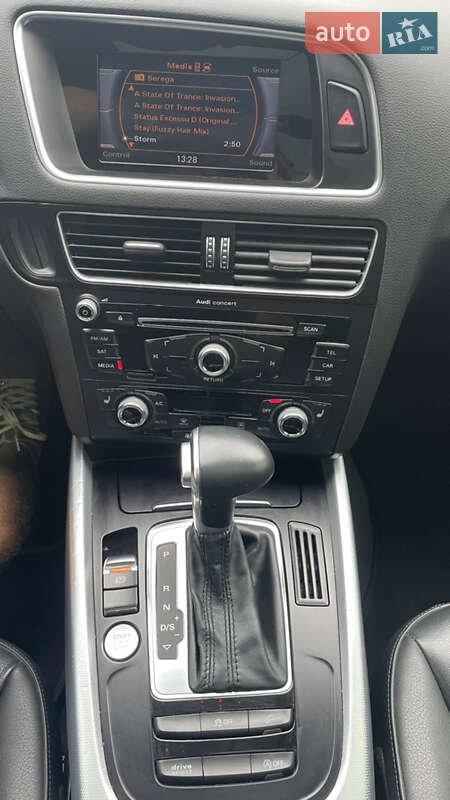 Внедорожник / Кроссовер Audi Q5 2015 в Одессе