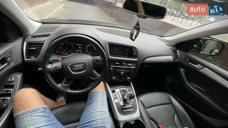 Внедорожник / Кроссовер Audi Q5 2015 в Одессе
