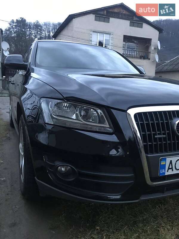 Внедорожник / Кроссовер Audi Q5 2012 в Ужгороде