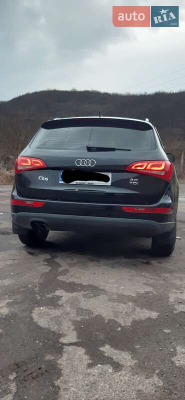 Внедорожник / Кроссовер Audi Q5 2012 в Ужгороде