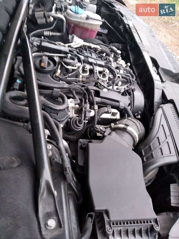 Внедорожник / Кроссовер Audi Q5 2012 в Ужгороде