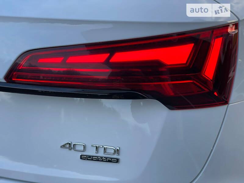 Позашляховик / Кросовер Audi Q5 2021 в Києві