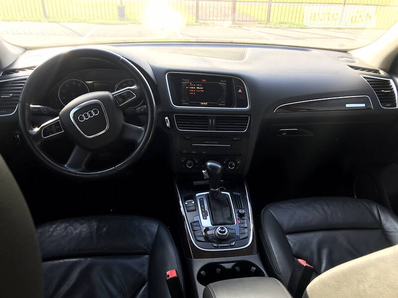 Позашляховик / Кросовер Audi Q5 2010 в Луцьку фото 9 Позашляховик / Кросовер Audi Q5 2010 в Луцьку