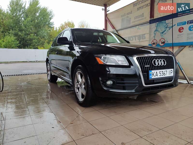Внедорожник / Кроссовер Audi Q5 2010 в Черкассах