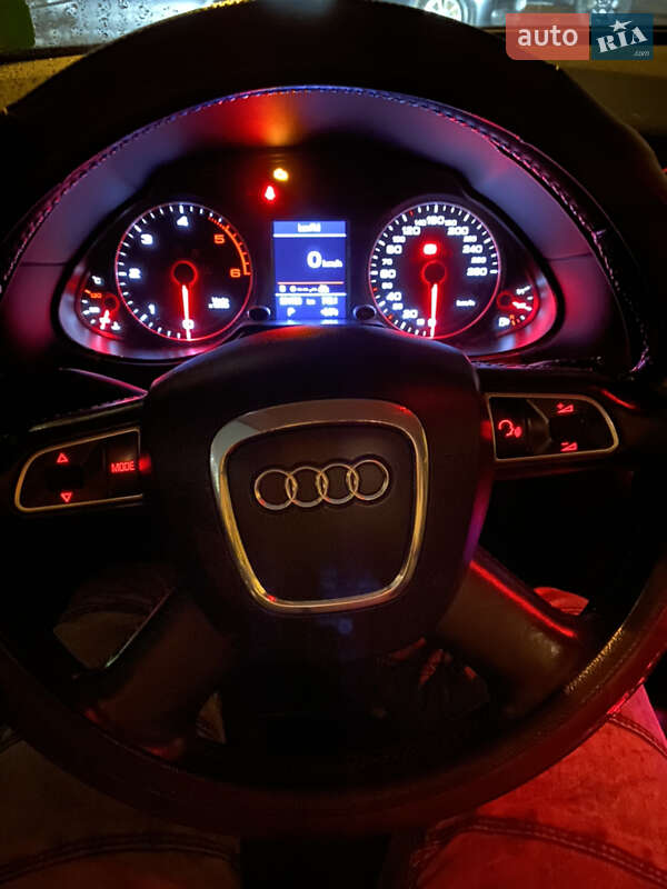 Внедорожник / Кроссовер Audi Q5 2009 в Луцке