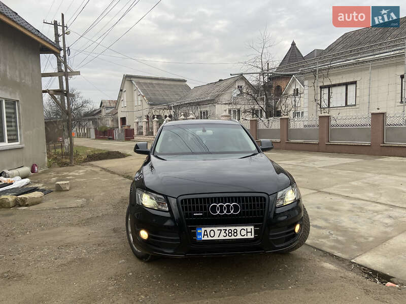 Внедорожник / Кроссовер Audi Q5 2012 в Тячеве