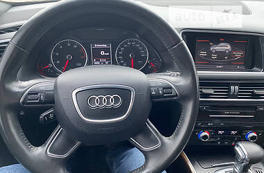 Внедорожник / Кроссовер Audi Q5 2014 в Луцке