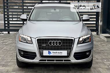 Позашляховик / Кросовер Audi Q5 2012 в 