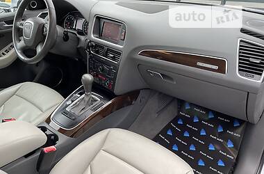 Позашляховик / Кросовер Audi Q5 2012 в 