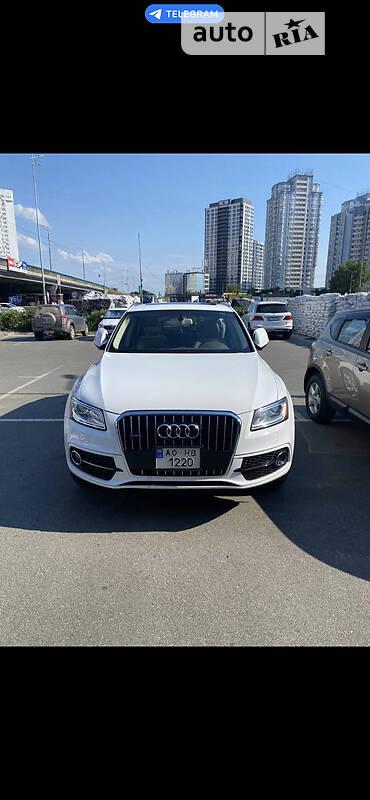 Внедорожник / Кроссовер Audi Q5 2015 в Иршаве