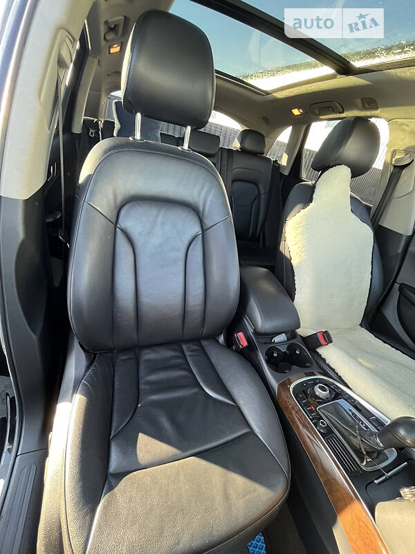 Внедорожник / Кроссовер Audi Q5 2010 в Калуше