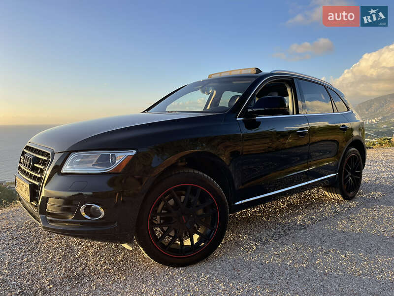 Внедорожник / Кроссовер Audi Q5 2015 в Черноморске