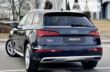 Внедорожник / Кроссовер Audi Q5 2019 в 