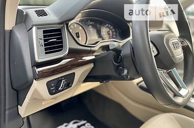 Внедорожник / Кроссовер Audi Q5 2019 в 