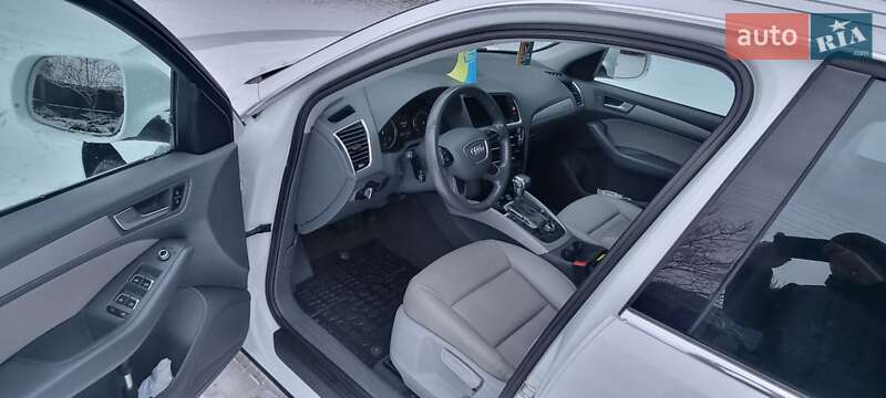 Внедорожник / Кроссовер Audi Q5 2012 в Черкассах