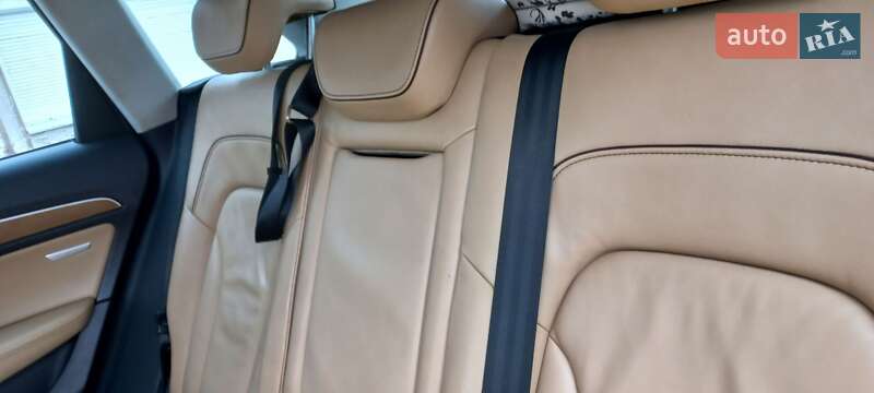 Внедорожник / Кроссовер Audi Q5 2012 в Лозовой