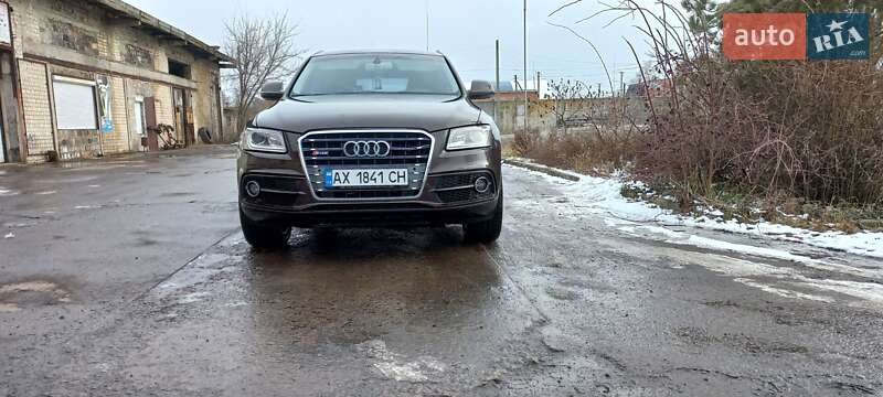 Внедорожник / Кроссовер Audi Q5 2012 в Лозовой