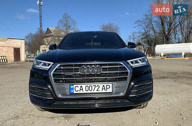 Внедорожник / Кроссовер Audi Q5 2018 в 