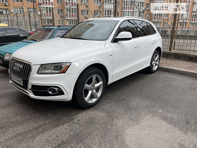 Внедорожник / Кроссовер Audi Q5 2016 в 